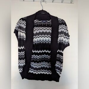 Reitmans Black and Gray Chevron Cardigan